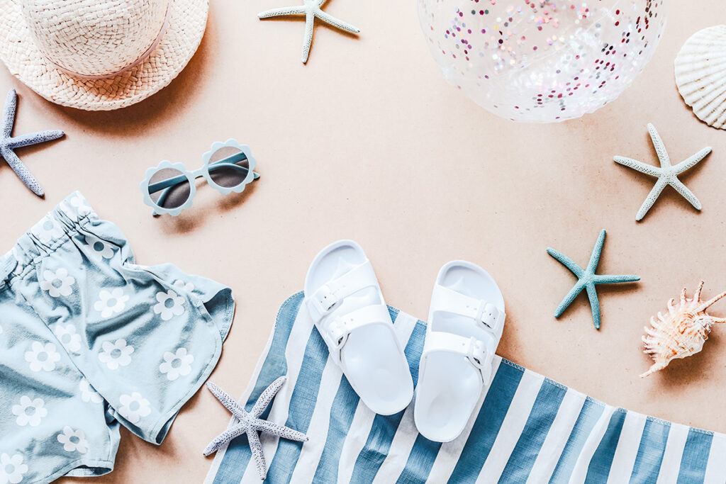 サングラス・サンダル