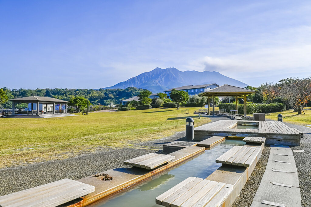 「桜島」溶岩なぎさ公園足湯